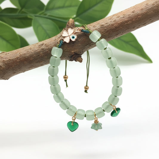 Minimalist Adjustable Green Bracelet with Protective Evil Eye