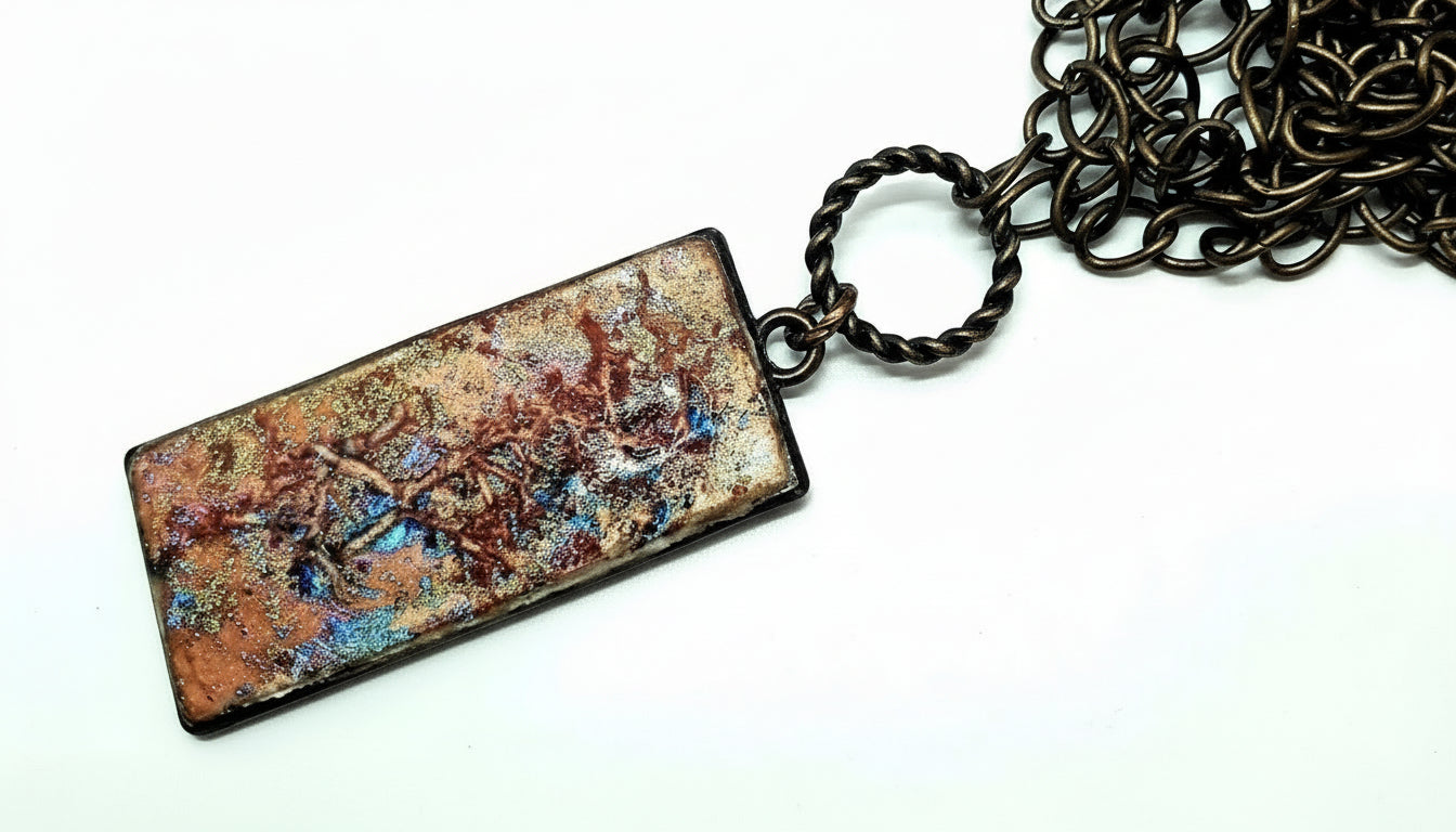 3D effect Resin pendant bronze chain Necklace Accessories