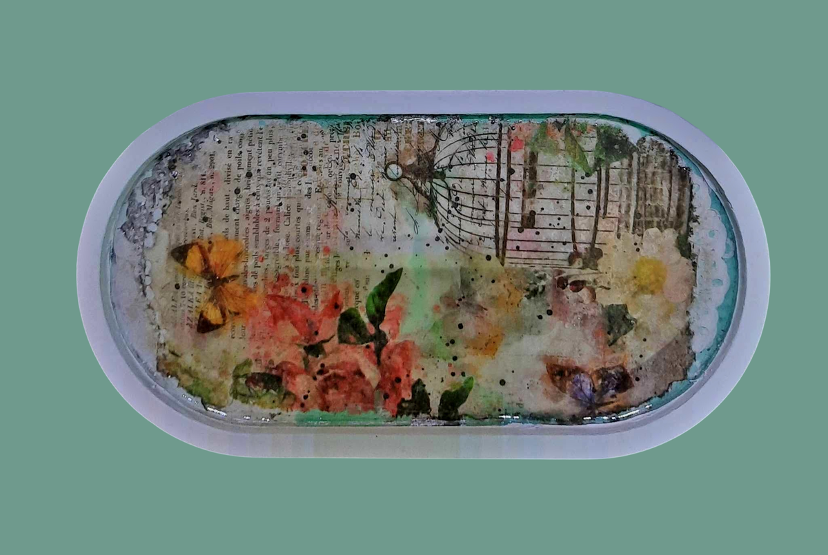 Vintage jewelry or jar tray in resincrete accessories