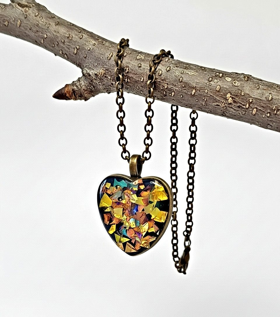 Bronze chain resin pendant necklace heart