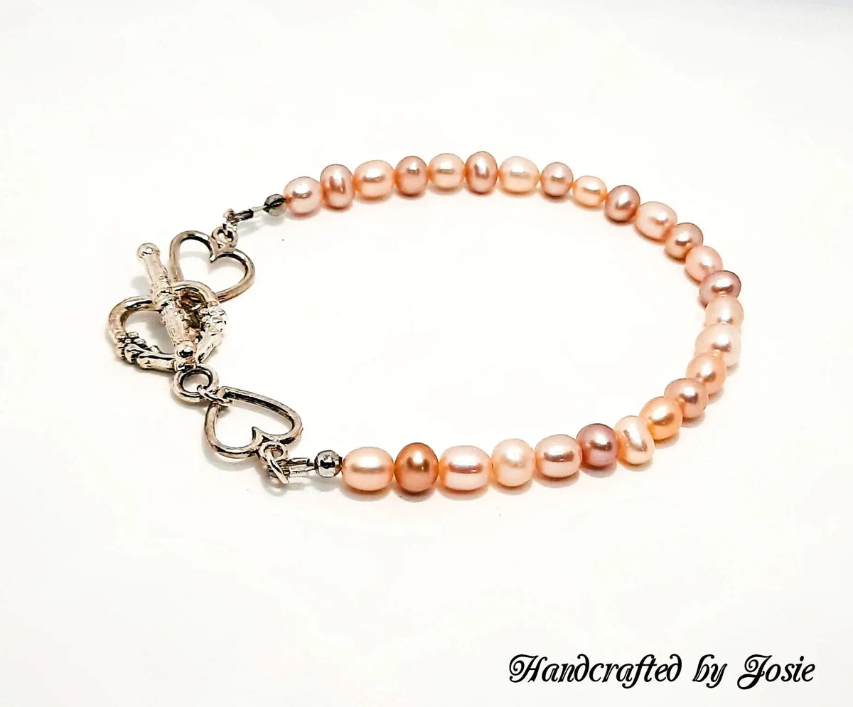 Freshwater pearls bracelet