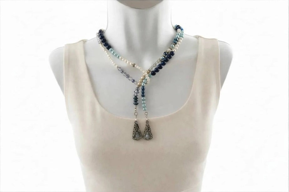 Long collier de perles 46 pouces - Cristal de verre bleu et blanc fait à la main argenté | JVDesigner